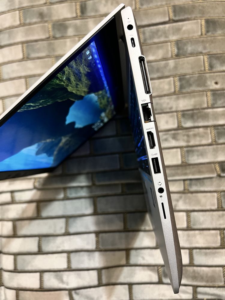 HP Elite Book intel i7 840 G5