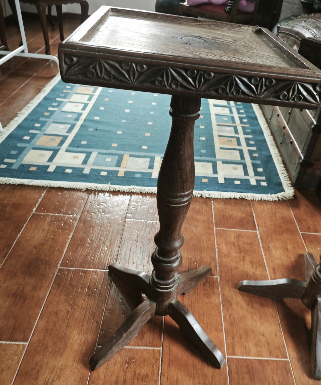 Mesa de apoio antiga