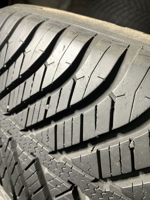 Шини Б/У 205/60 R16 Goodyear Vector 4 Seasons