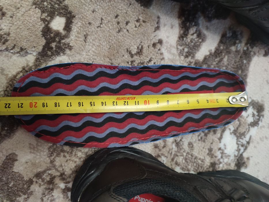 Кросівки туфлі взуття осіннє шкіряне фірмове