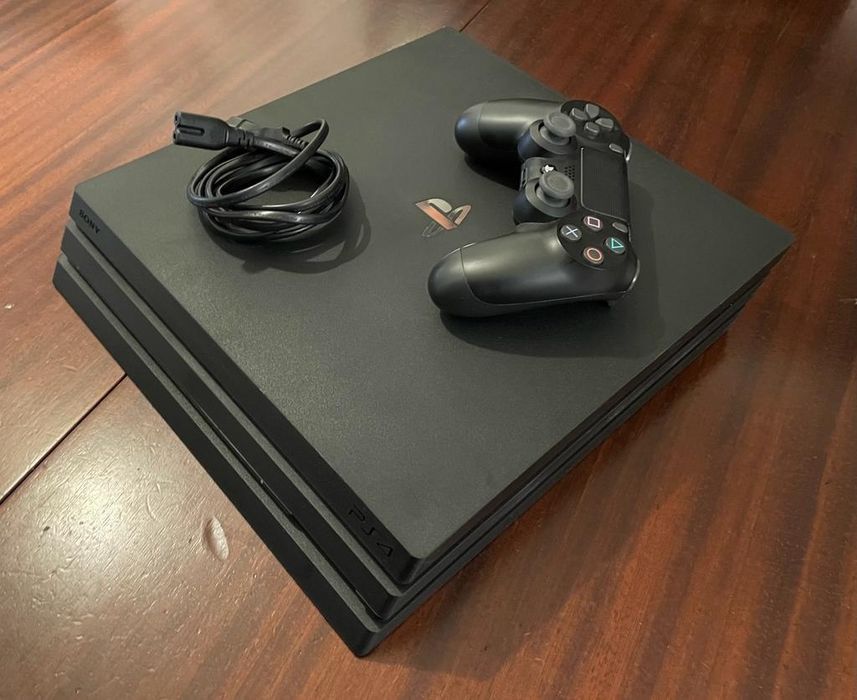 Playstation 4 Pro, Sony
