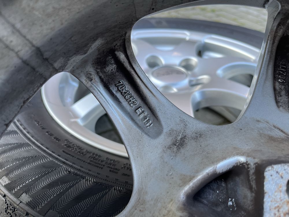 Koła felgi anzio 16 5x114,3 opony 215/70/16 nissan honda