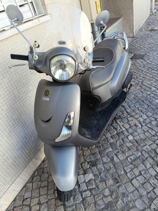 Vendo moto 125 cc
