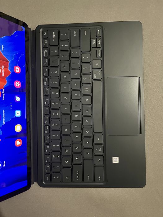 Чехол клавиатура Samsung Book Cover Keyboard