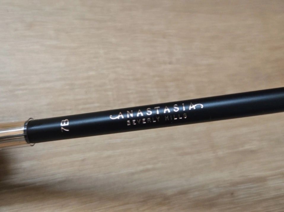 Pędzelek do brwi Anastasia Beverly Hills 7B