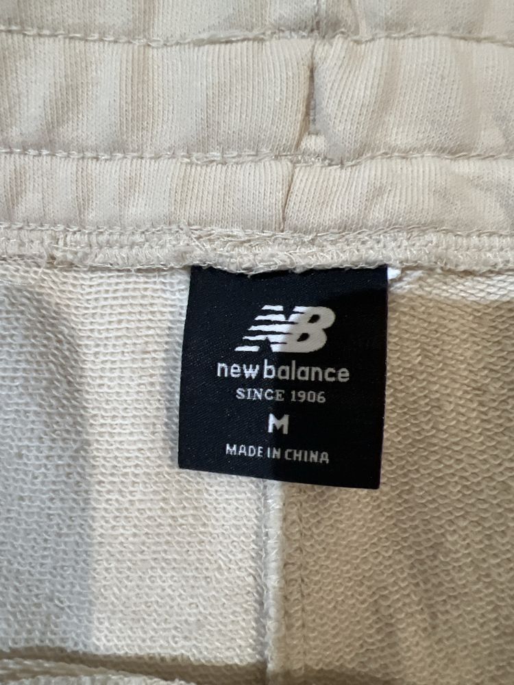 New balance костюм спортивний