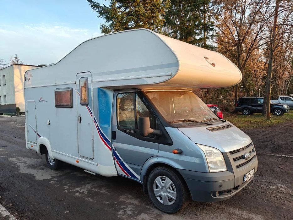 Ford Transit Ford Transit 09, kompaktowy kamper, niskie spalanie, pełna zabudowa
