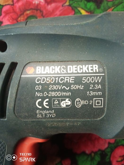 Дрель Black & Decker кнопка.