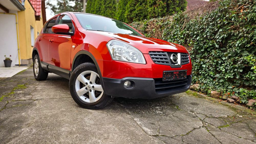 Nissan Qashqai Nissan Qashqai 1.6 115 KM| Kolor Fired Iron | Serwisowany | Bez wkładu