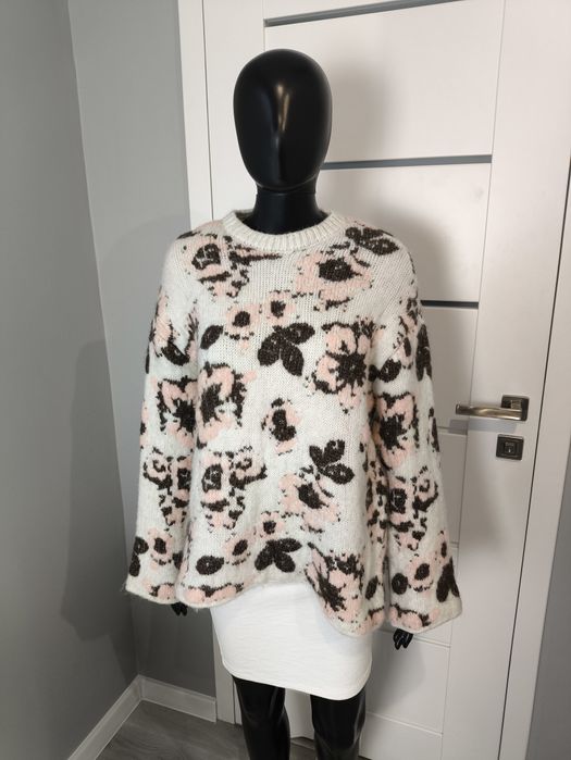 Sweter damski zimowy Zara rozmiar S oversize