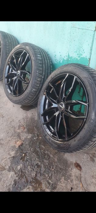 Продам диски Rial 18r с резиной и датчиками давления шин