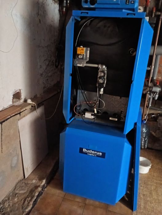 Piec gazowy Buderu, inteligentne sterowanie,używany.