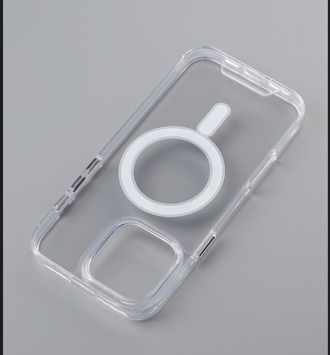 Чехол на iPhone 16 Pro Max