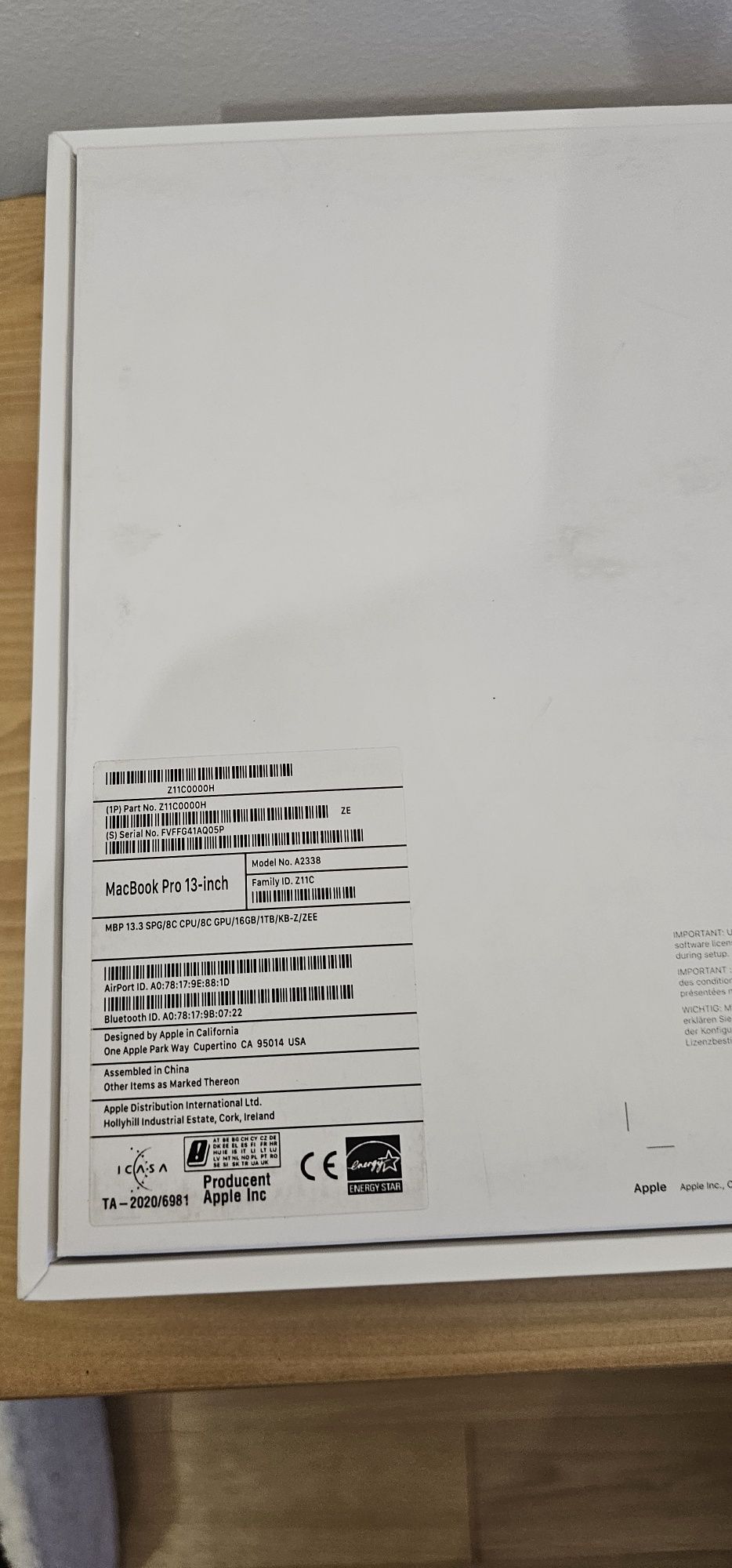 MacBook Pro 13 i7 16GB 1Tb SSD oryginalne pudełko