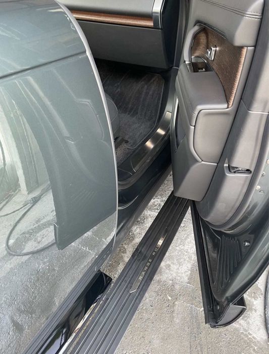 Подножки Электрические выдвижные пороги электро Range Rover Vogue L460