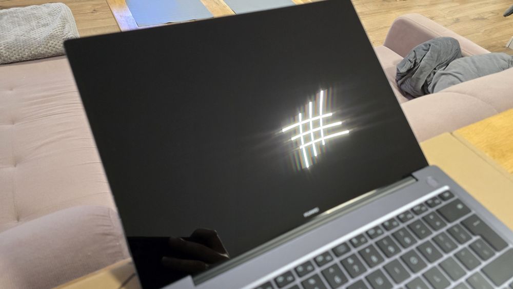 Huawei MateBook 14 (2022) i5-1240P / 16GB RAM / 512GB SSD / Win11