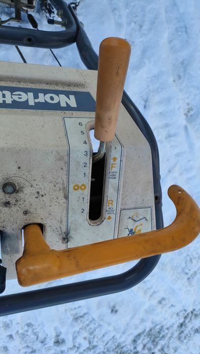 Odśnieżarka spalinowa