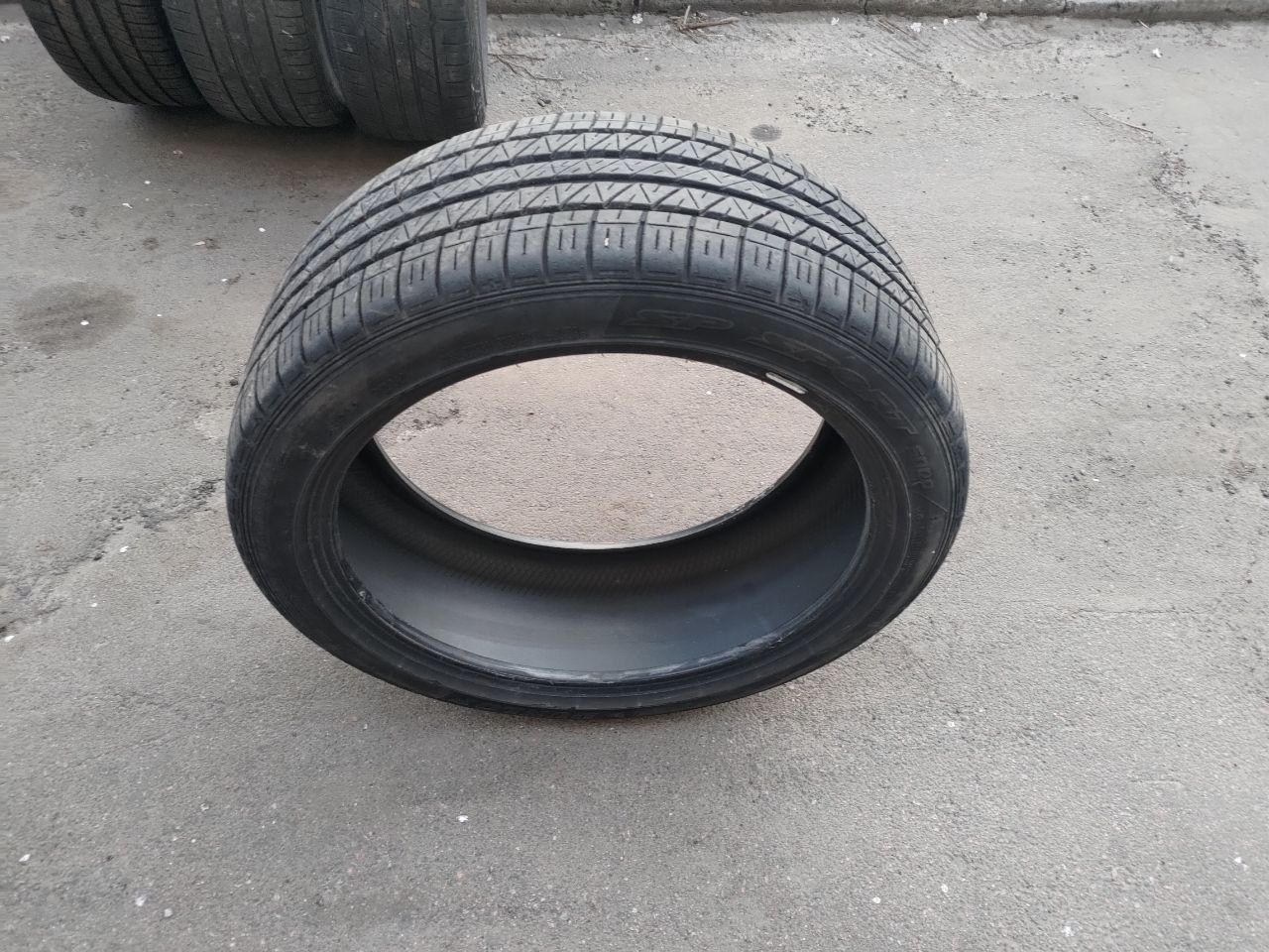 Літня гума Dunlop 225/45 r19