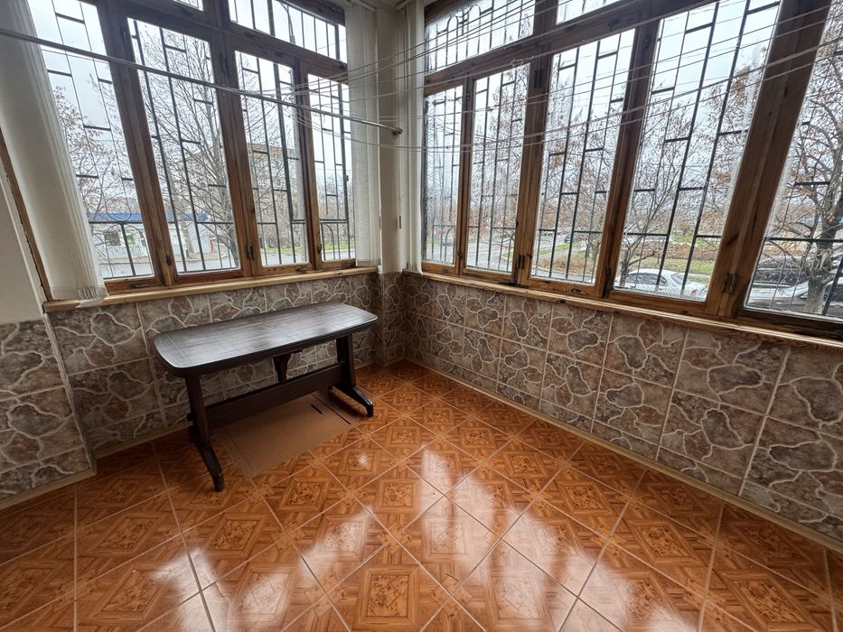 Продаж  3кк з окремим входом та власним гаражем по вул. Привільній