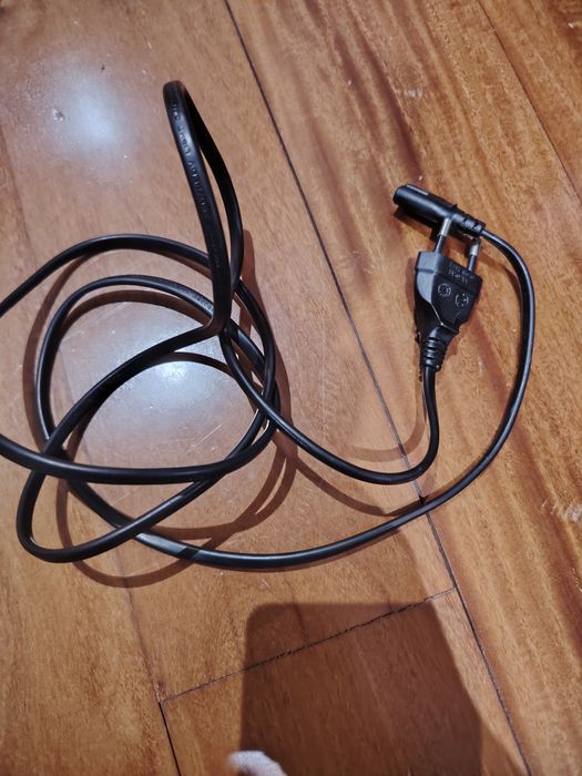 PS4 Slim 1TB 2 comandos