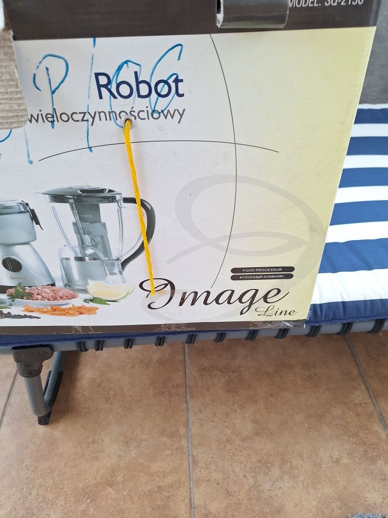 Robot wieloczynnościowy Ravanson