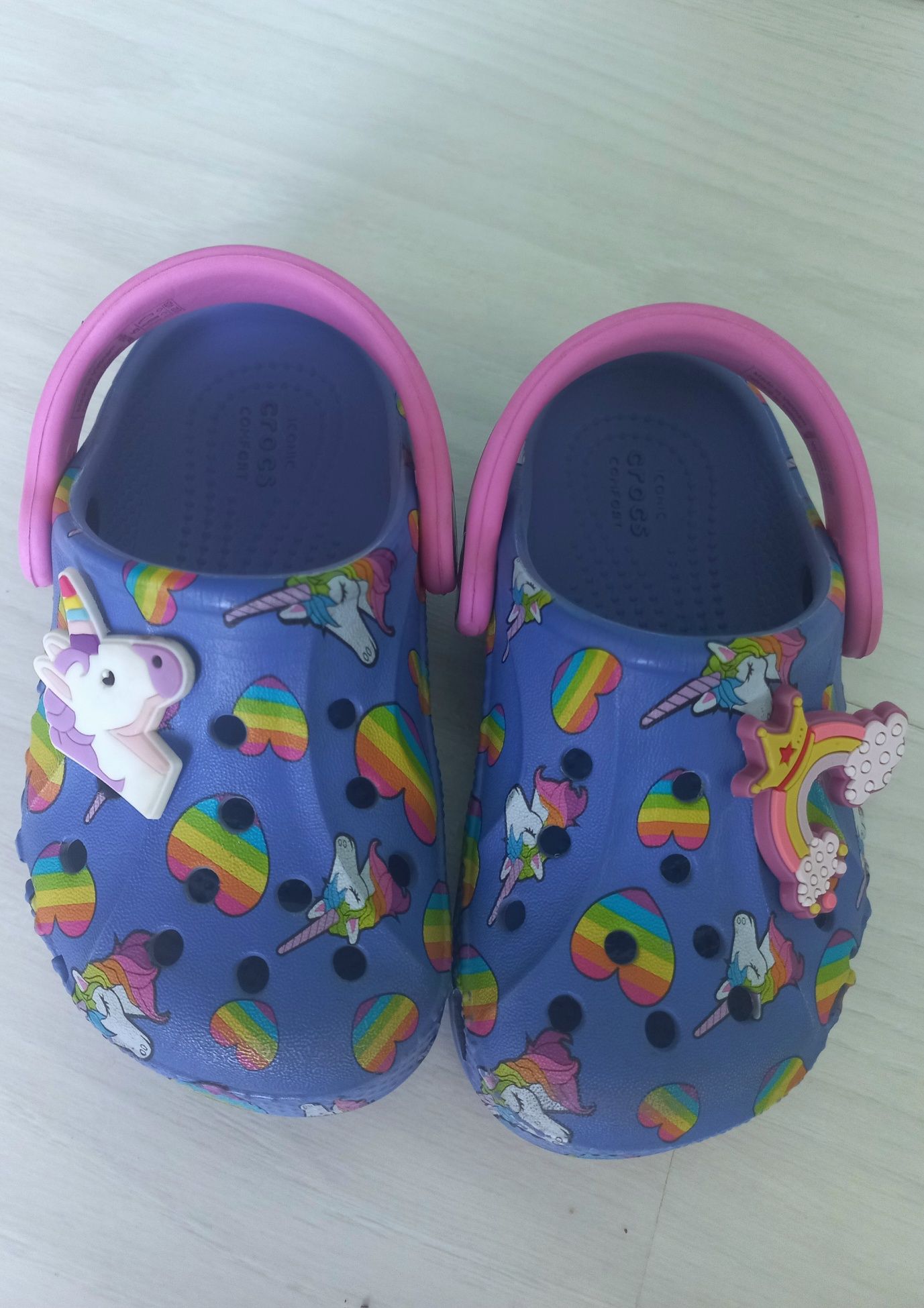 Kroksy klapki crocsy jednorożce tęcze C6