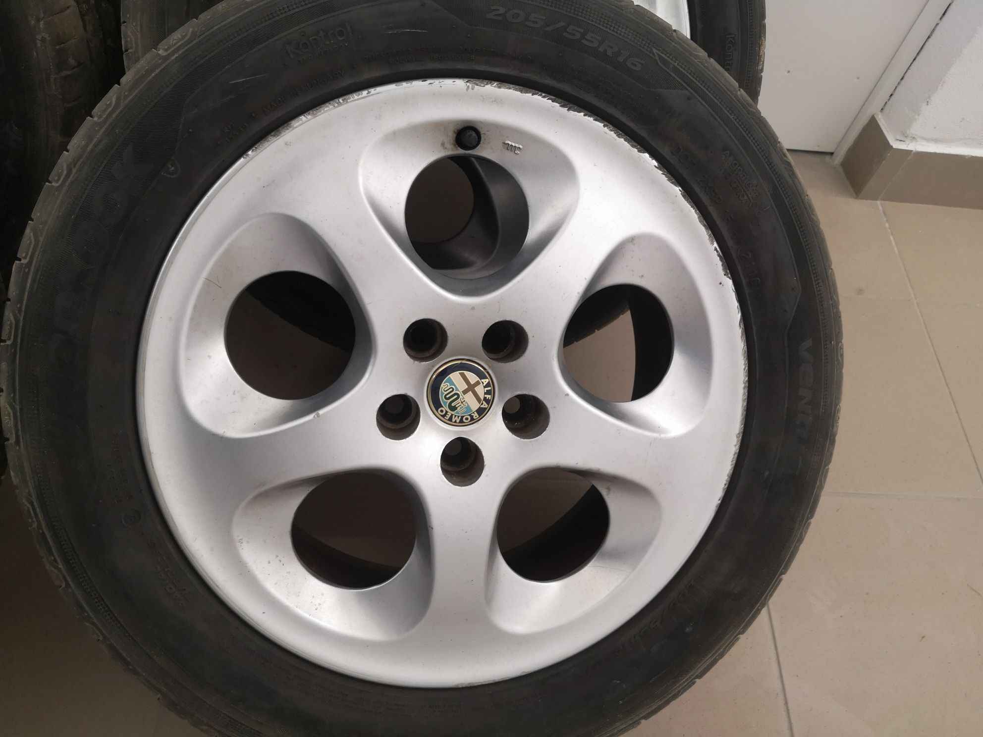 Hankook R16 x 205 x 55 - opony letnie
