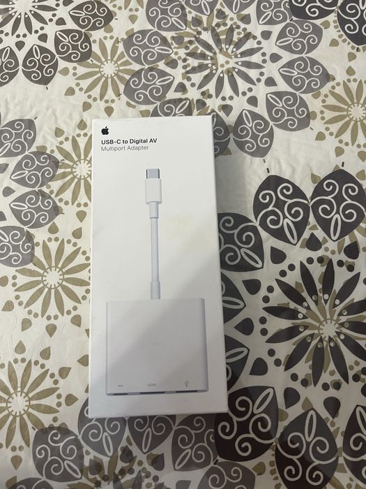 Багатопортативний цифровий AV - aдартер Apple