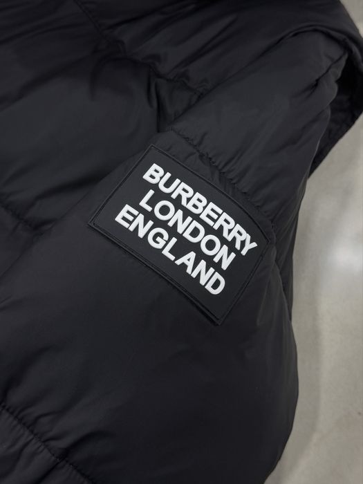 Пуховик Burberry Detachable Sleeve Down Puffer Jacket | M, L, XL