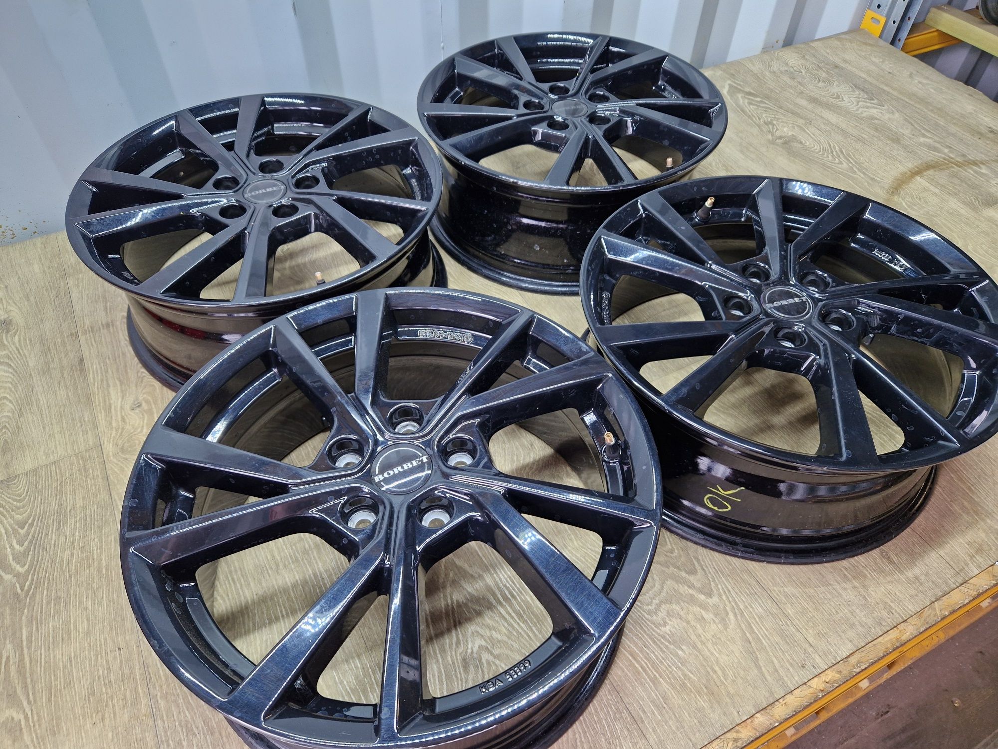 Felgi 17 skoda vw seat 5x112 6.5j et46 os 57.1