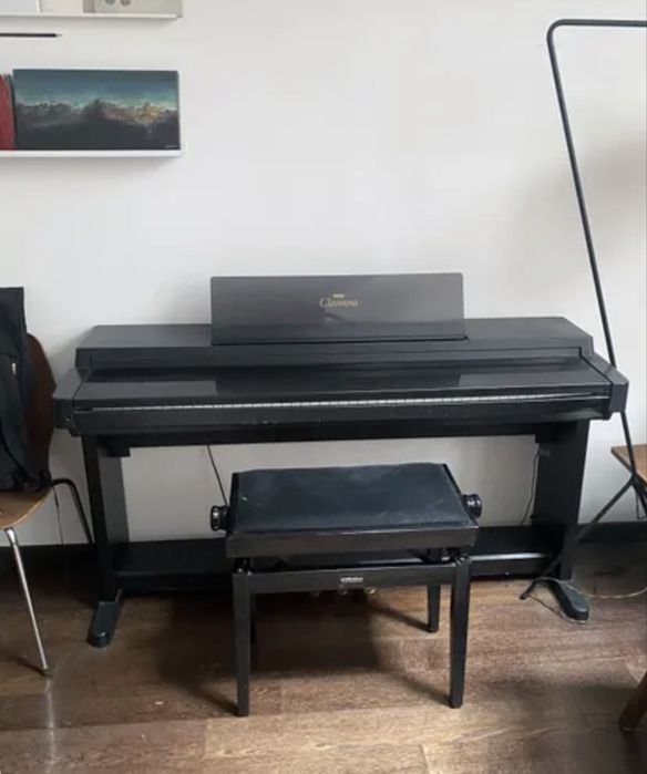 Pianino cyfrowe Yamaha Clavinova CLP-560