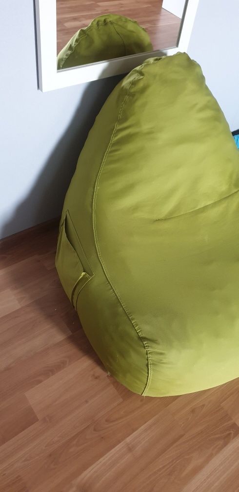 Fotel pufa worek zielony kieszenie