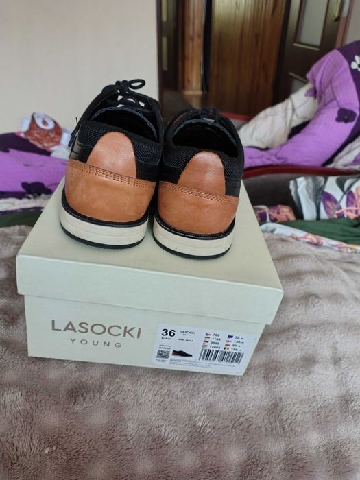 Sprzedam spodnie i buty komunijne