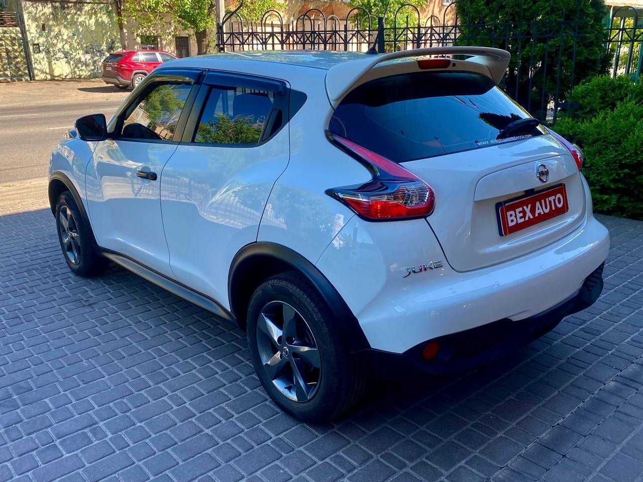 Автомобіль Nissan Juke 2019 року