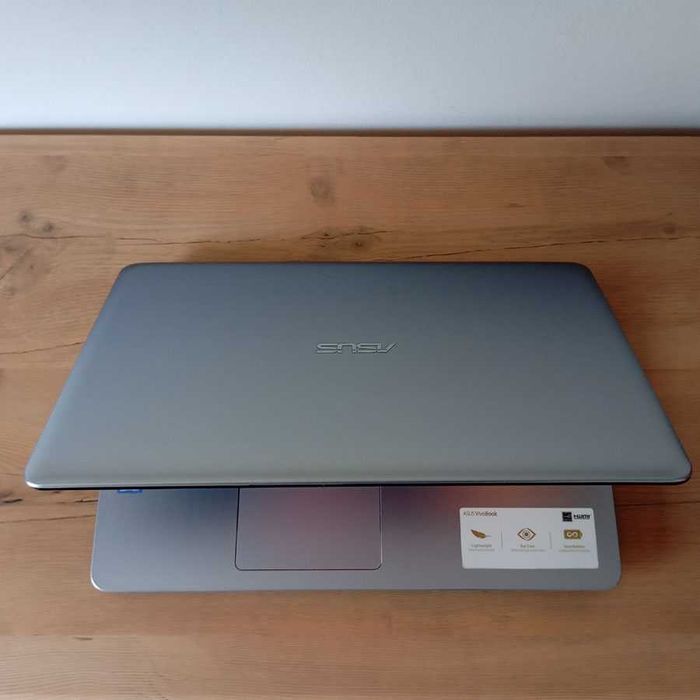 Laptop Asus A540U 15,6 " Intel CORE i3 4GB 256GB Intel HD Graphics 620