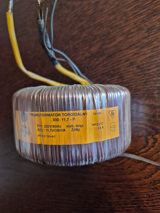 Transformator toroidalny