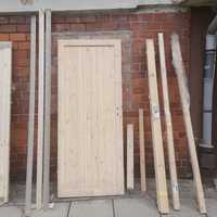 Drzwi  drewniane z futryną