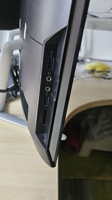 Lenovo all in one C560