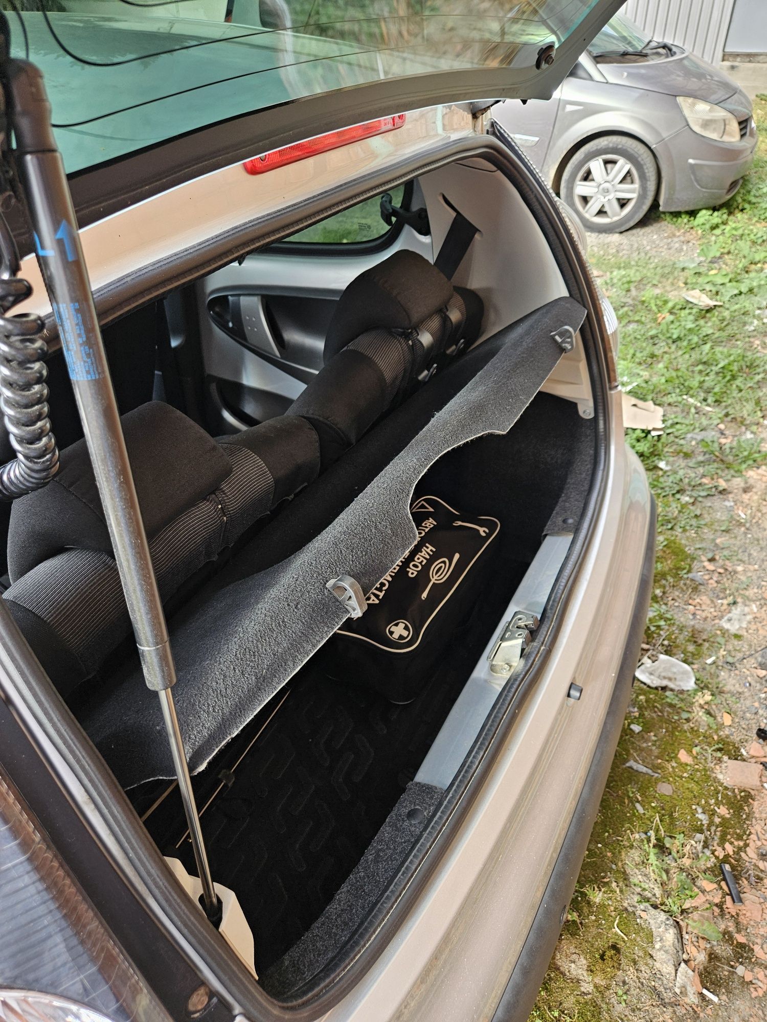 Продам Citroen C1