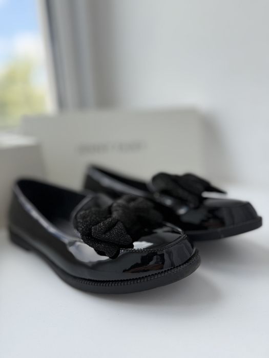 Туфлі дівчачі лаковані 36 розмір