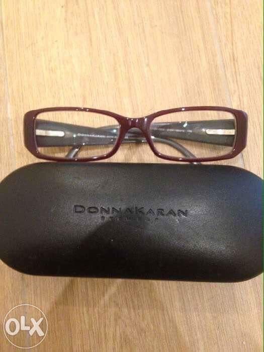 Óculos graduados DonnaKaran como novos