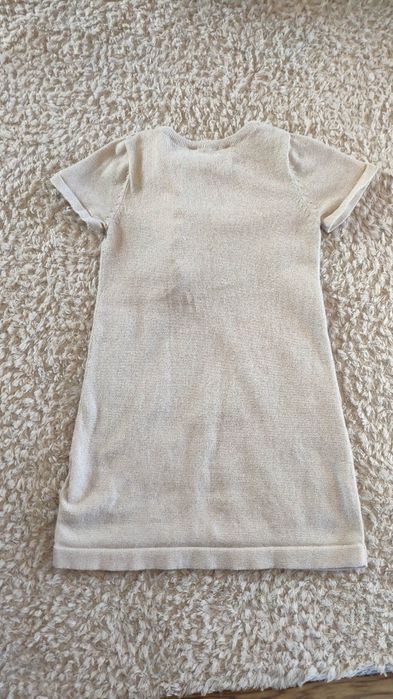 Beżowa złota sukienka 4-6l H&M dzianinowa sweterkowa