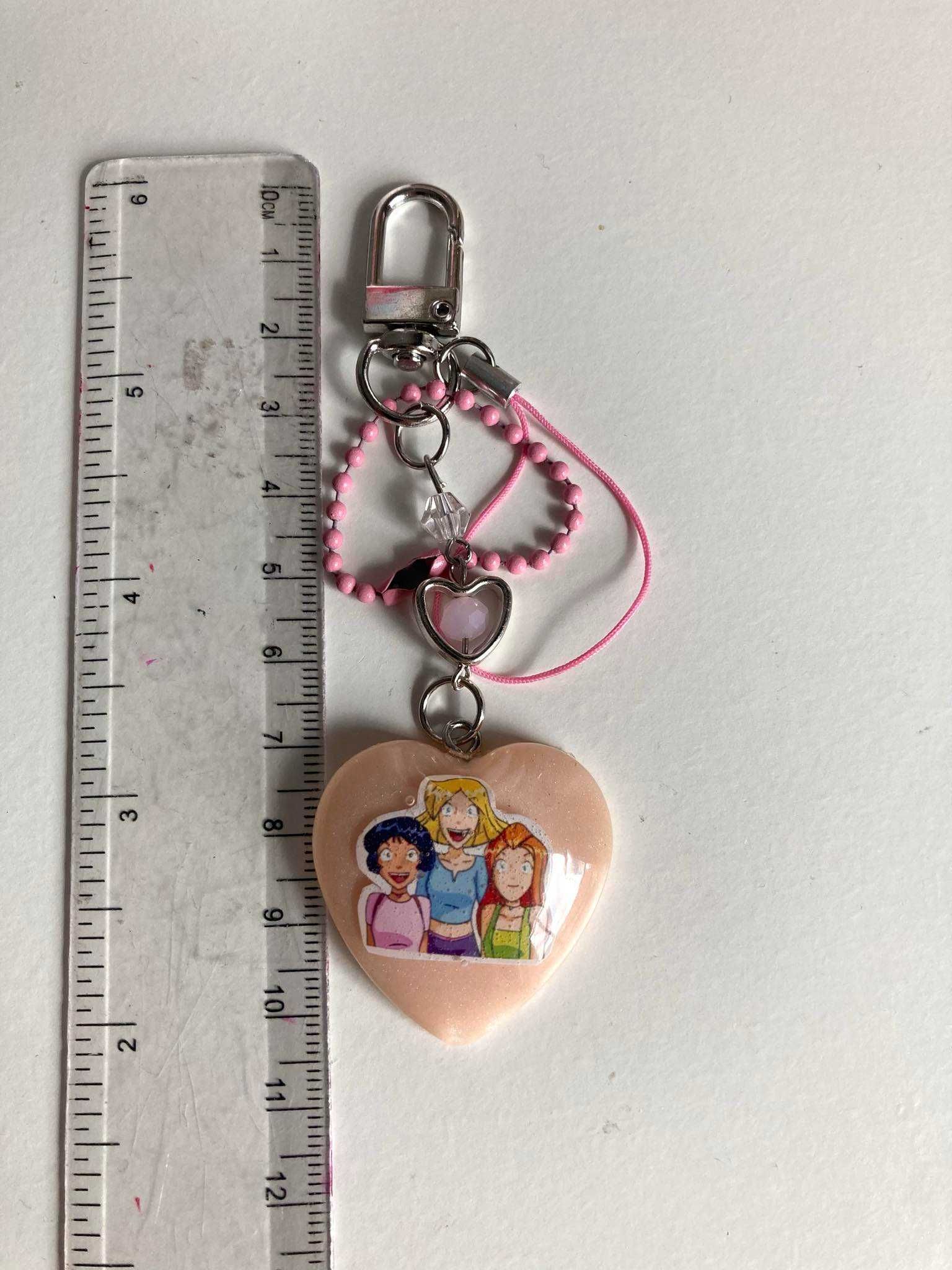 brelok odlotowe agentki totally spies z żywicy breloczek y2k
