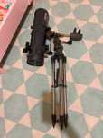 Telescópio CELESTRON Astromaster 130 sem tripé