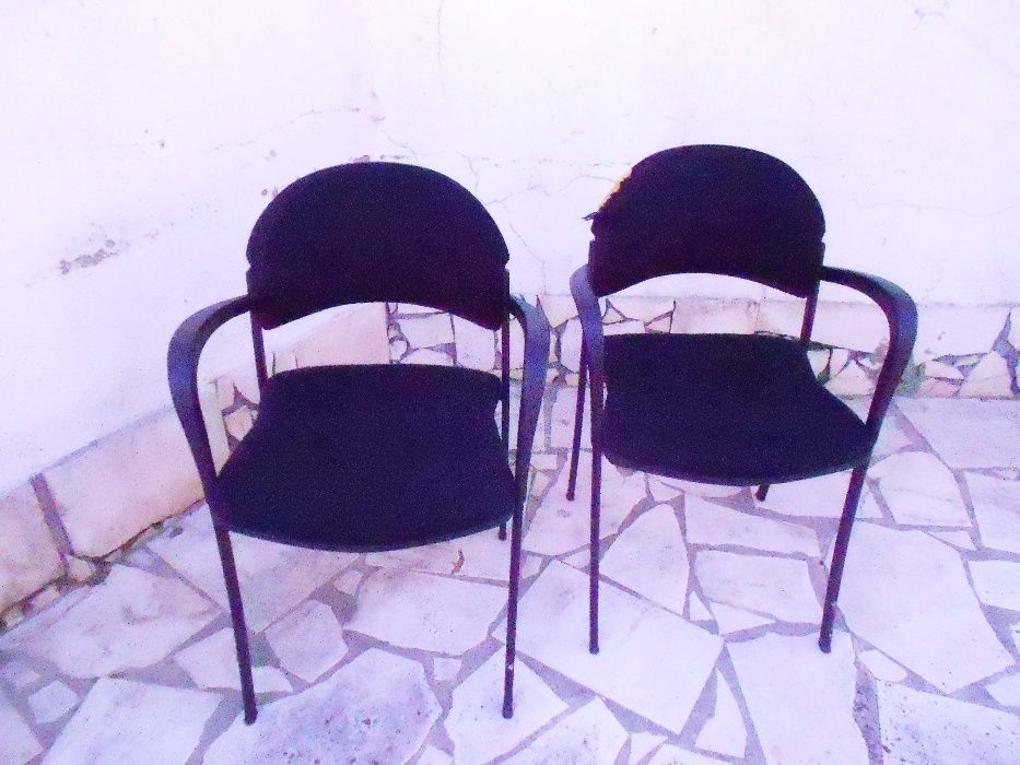 Cadeiras com esponja