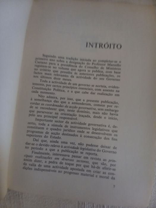 livros sobre o governo de Marcello Caetano