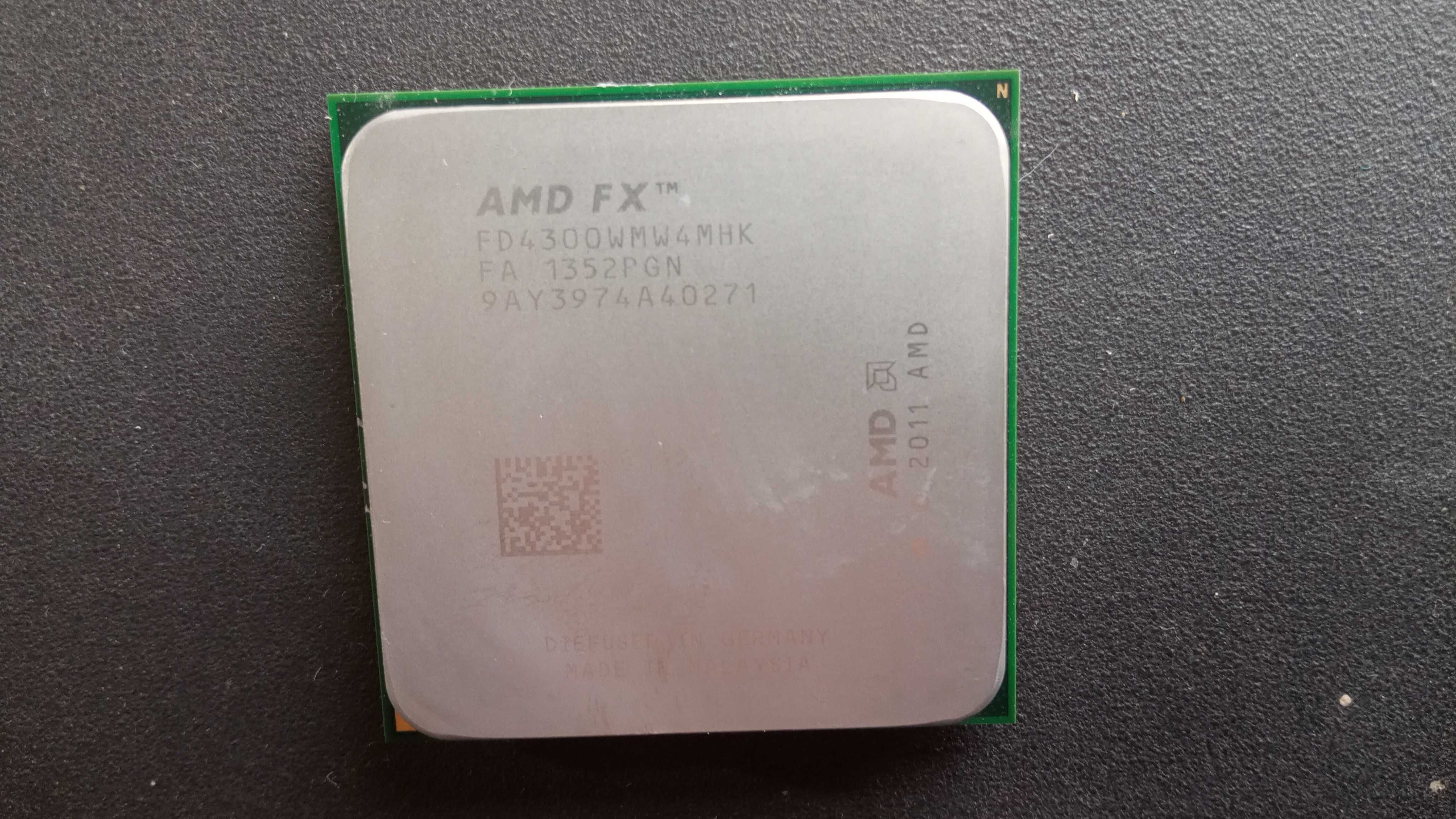 Процесор AMD FX-4130   AM3+