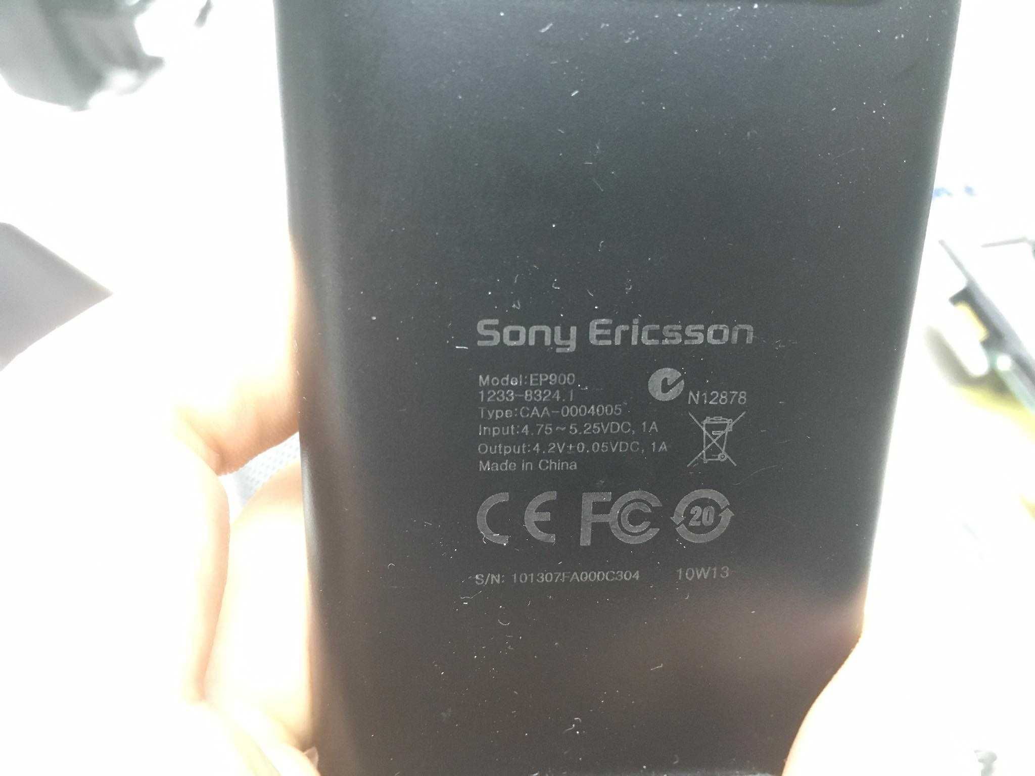 Sony Ericsson W995 x2 pełen komplet wszystkie akcesoria