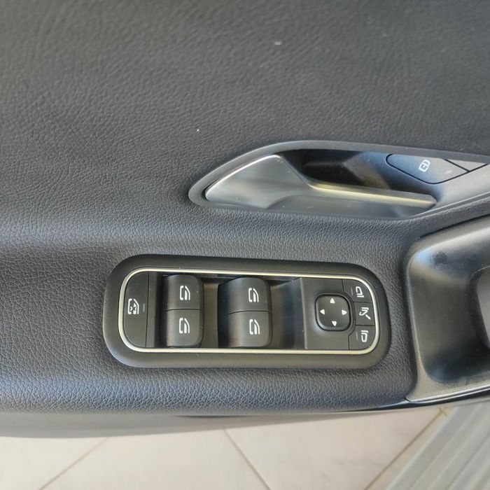 Mercedes A180D linha progressiva AUT
