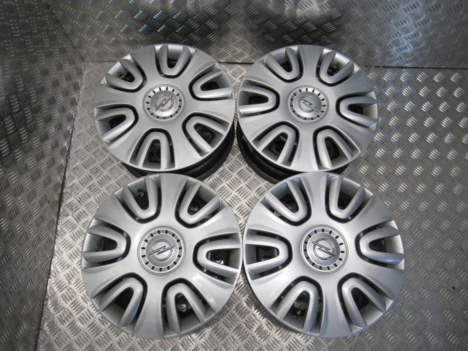 Felgi Opel Corsa Adam Karl 6Jx15 et39 4x100 CZUJNIKI
